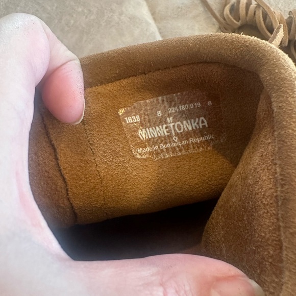 Minnetonka Women’s Fringe Boots size 8 brown suede leather authentic buckskin - Picture 5 of 8